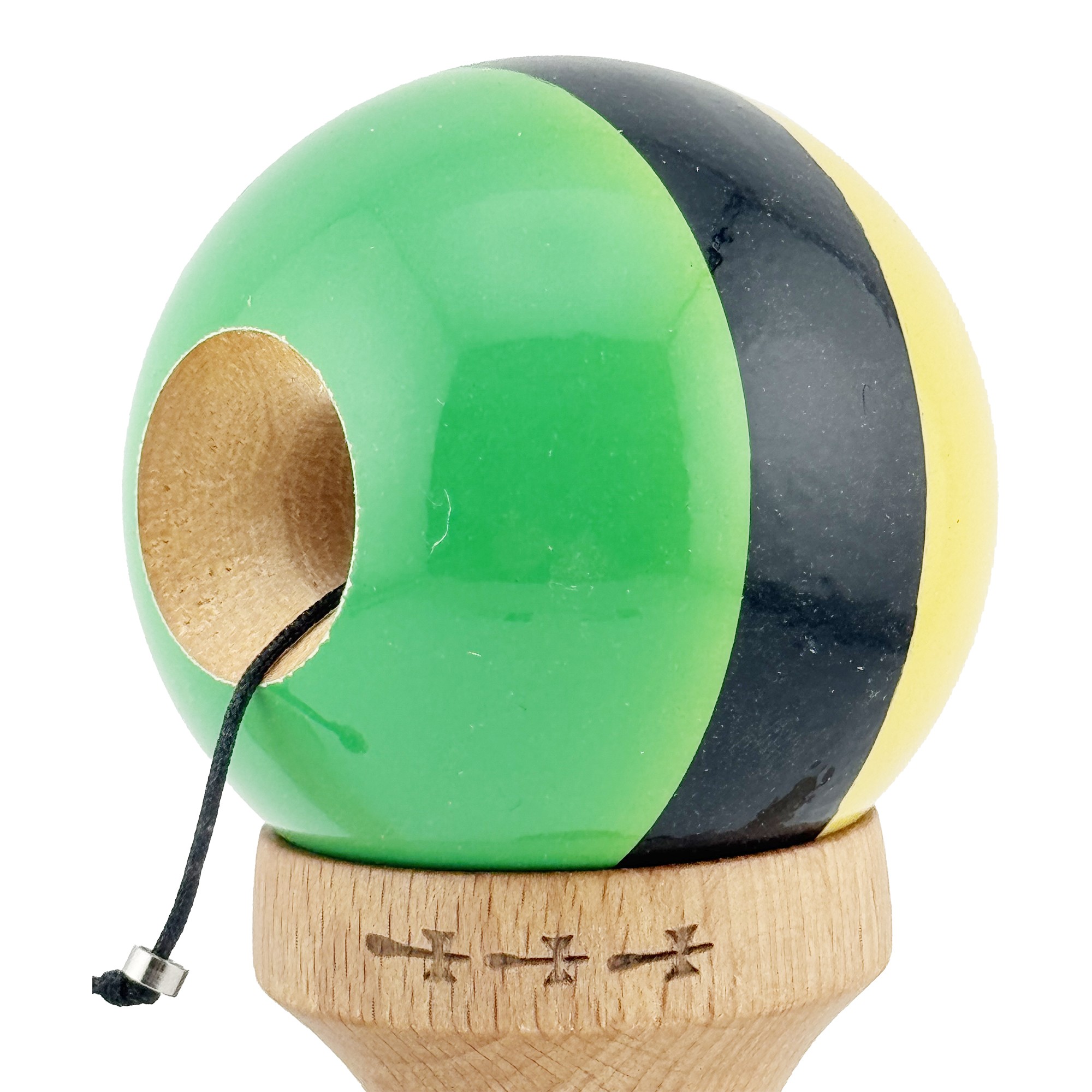 Kendama X Originala, Profesionala, Flippy, Big Cups V2, Super Sticky cu Cupe Mari, Rulment Metalic, din lemn 18 cm, Ata 55 cm, Galben/Negru/Verde