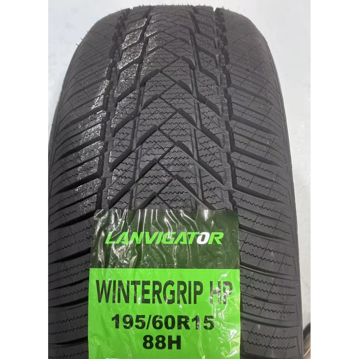 Anvelopa Iarna LANVIGATOR WINTERGRIP HP 195/60R15 88H, Aderenta Sporita pe Zapada si Umed, Confort si Durabilitate