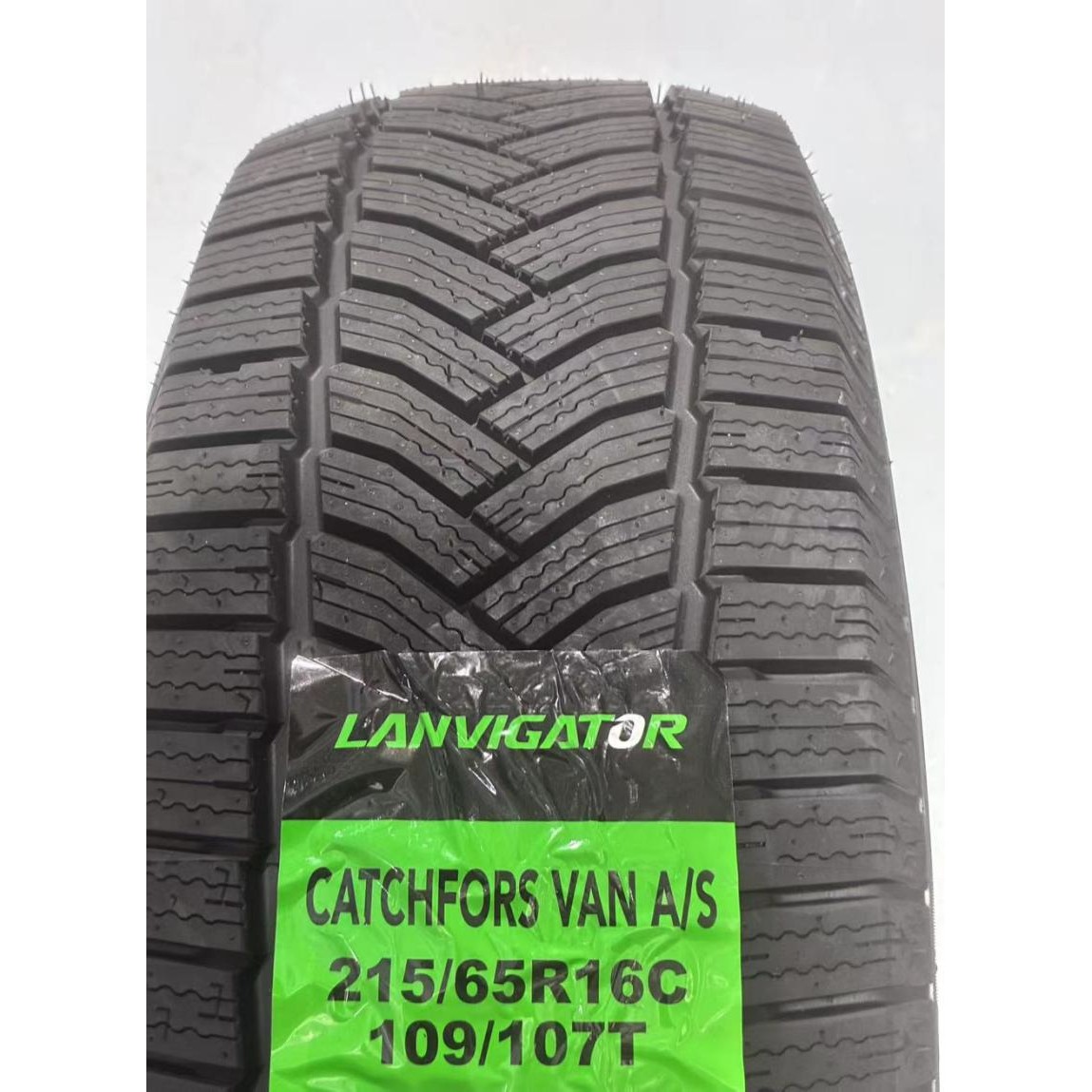 Anvelopa VAN All Season LANVIGATOR 215/65R16C 109/107T, Aderenta Sporita pe Zapada si Umed, Confort si Durabilitate