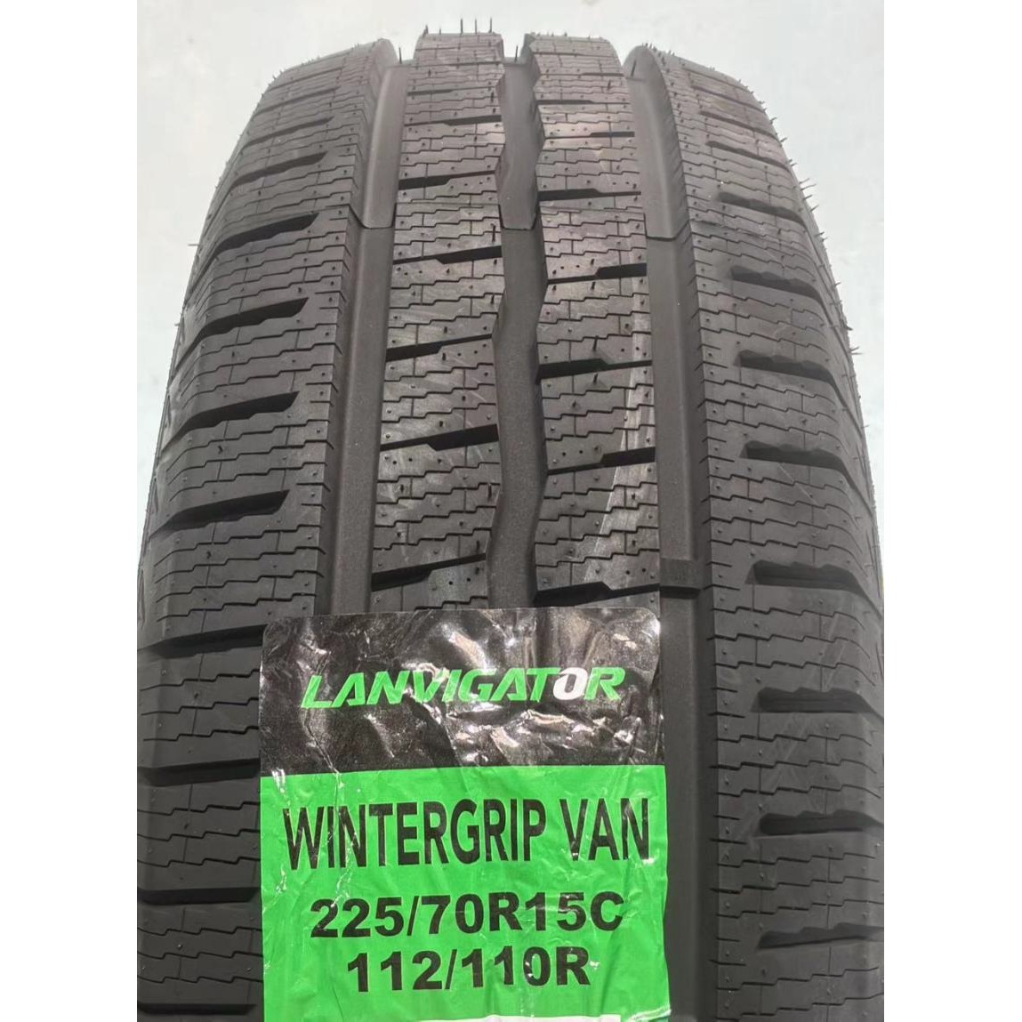 Anvelopa Iarna VAN LANVIGATOR 225/70R15C 112/110 R, Aderenta Sporita pe Zapada si Umed, Confort si Durabilitate