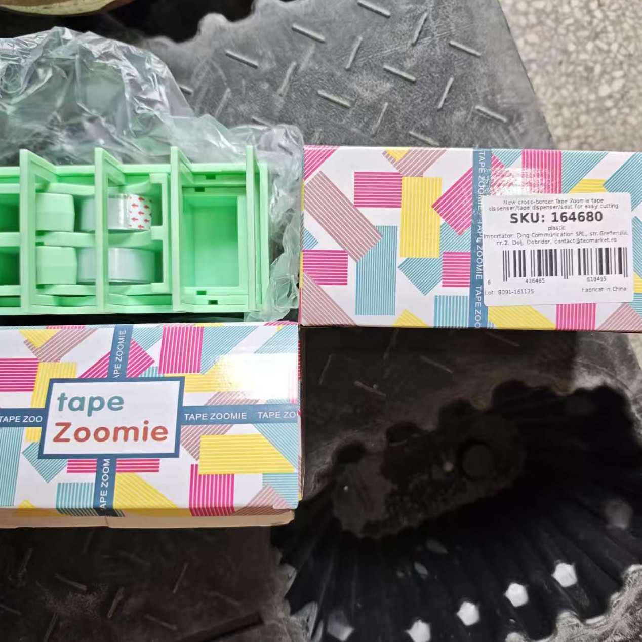 Dispenser de Banda Adeziva, Flippy, Suport pentru Banda Adeziva pentru Birou, Scoala, din Plastic, 15,5 x 7,7 x 7,4 cm, Verde