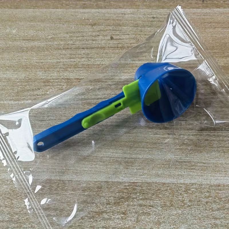 Lingura pentru Proteine, Flippy, Lingura cu Palnie Culisanta, Lingura Dozator pentru Lapte Praf si Suplimente, 12.5 cm, Albastru