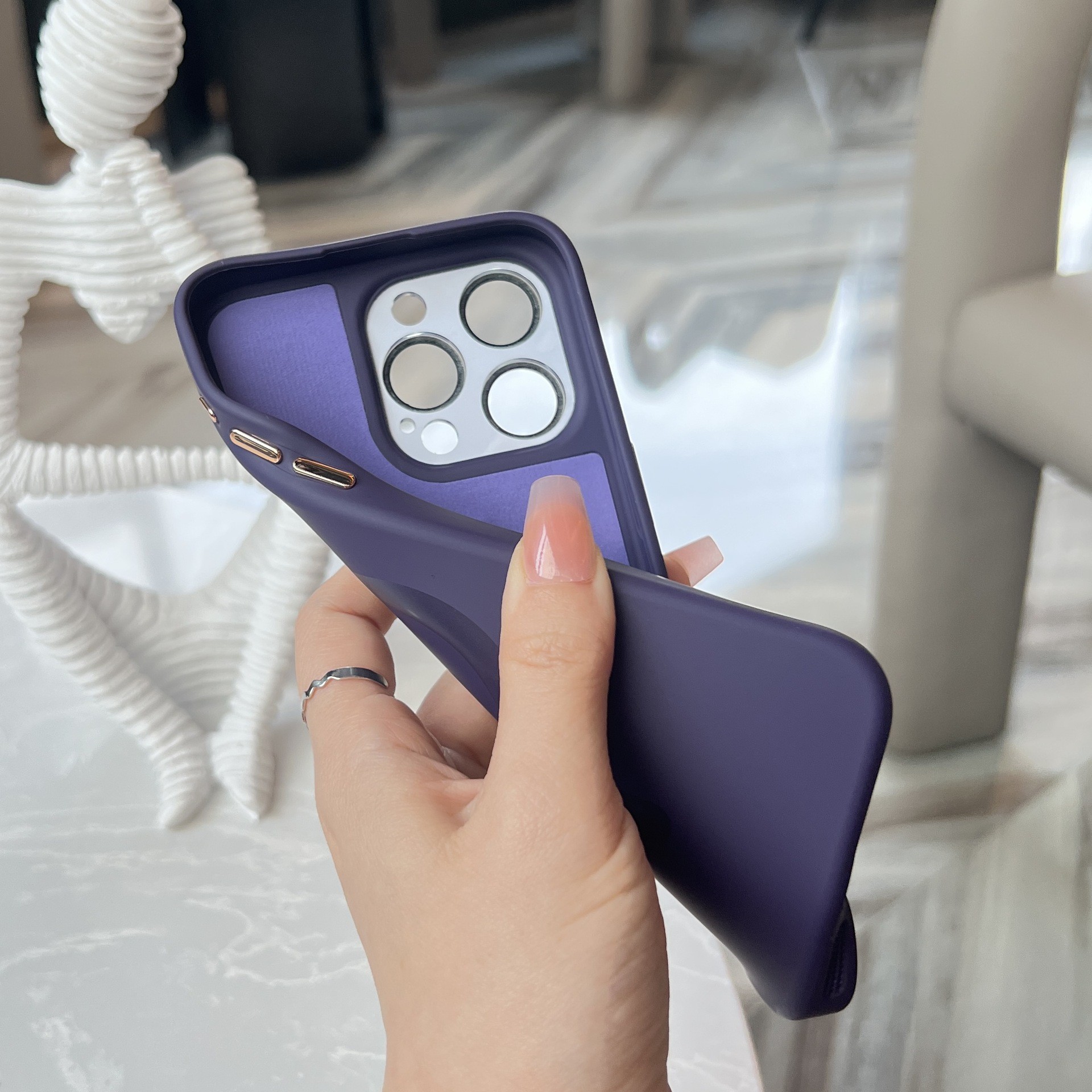 Carcasa Liquid Silicone, Flippy, Compatibila iPhone 17 Pro Max, Magnetica, Protectie TPU Camera, Gri Titanium