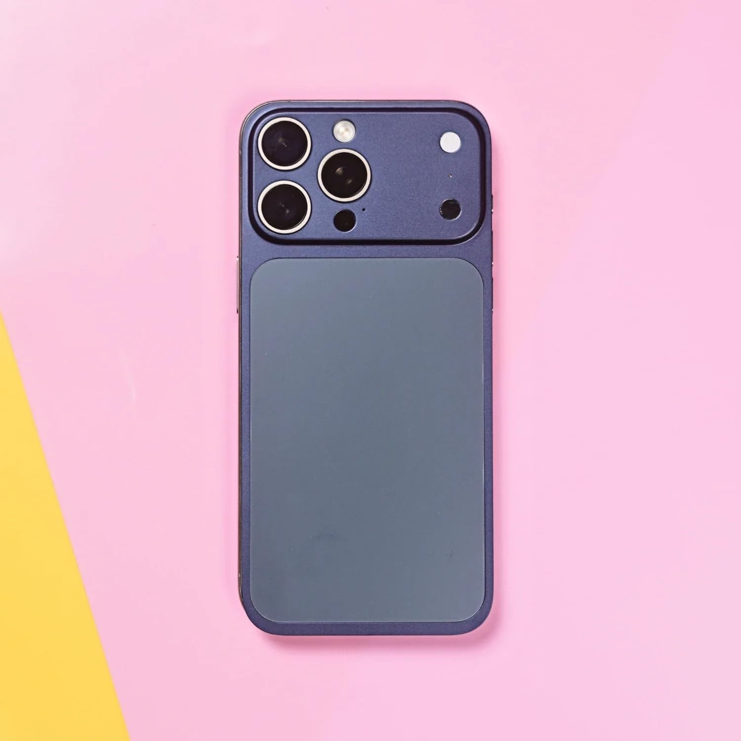 Carcasa Metalica, Flippy, Compatibila Apple iPhone 16 Pro, Creeaza Aspect de iPhone 17 Pro, Unibody Mat, Rezistenta la Zgarieturi, Albastru