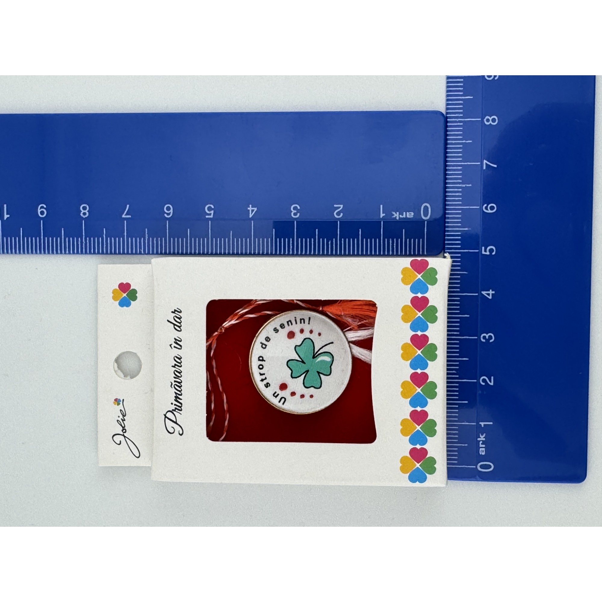 Martisor Brosa Mica in Cutie, Jolie, Design cu Mesaj, Dimensiune 2.5-3 cm, Material Metal, Model Rotund Trifoi