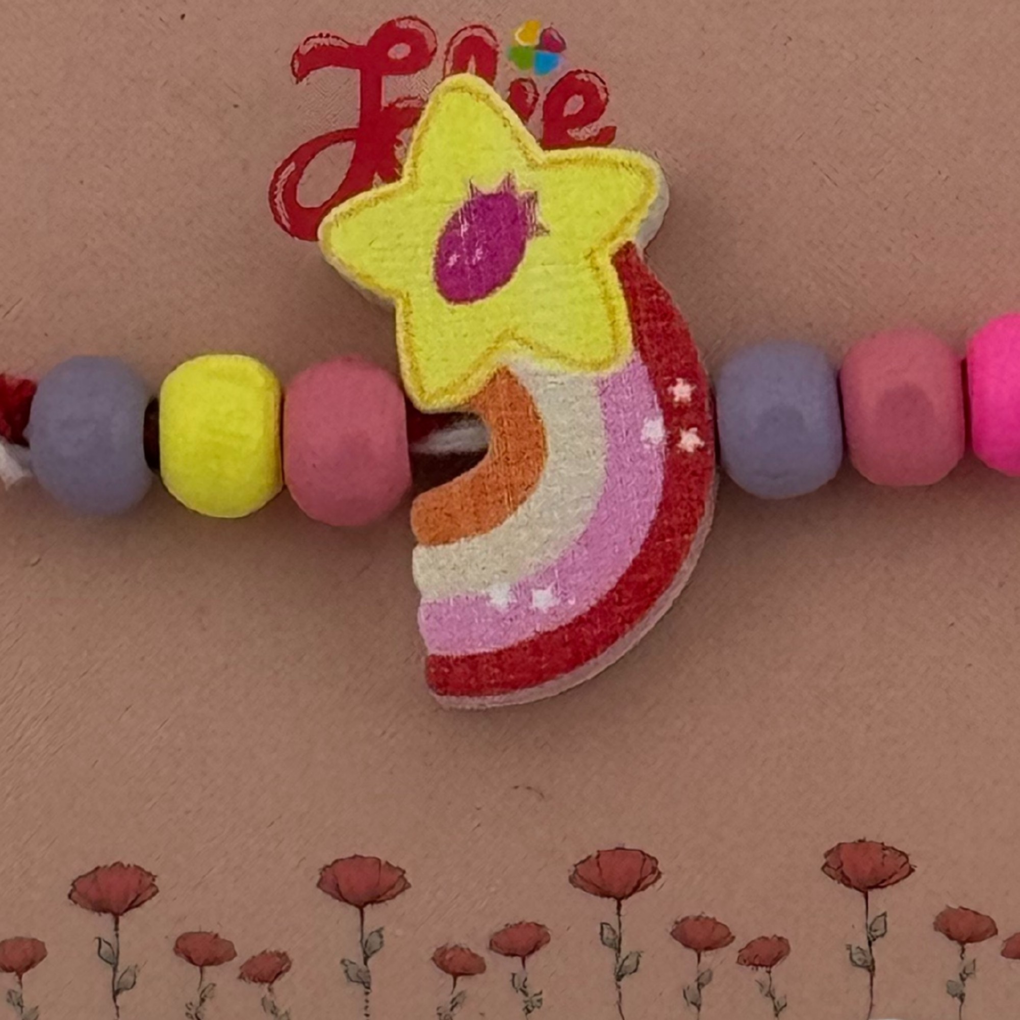 Martisor Bratara Multicolora pentru Copii, Jolie, din Lemn si Textil, Model Steluta Curcubeu