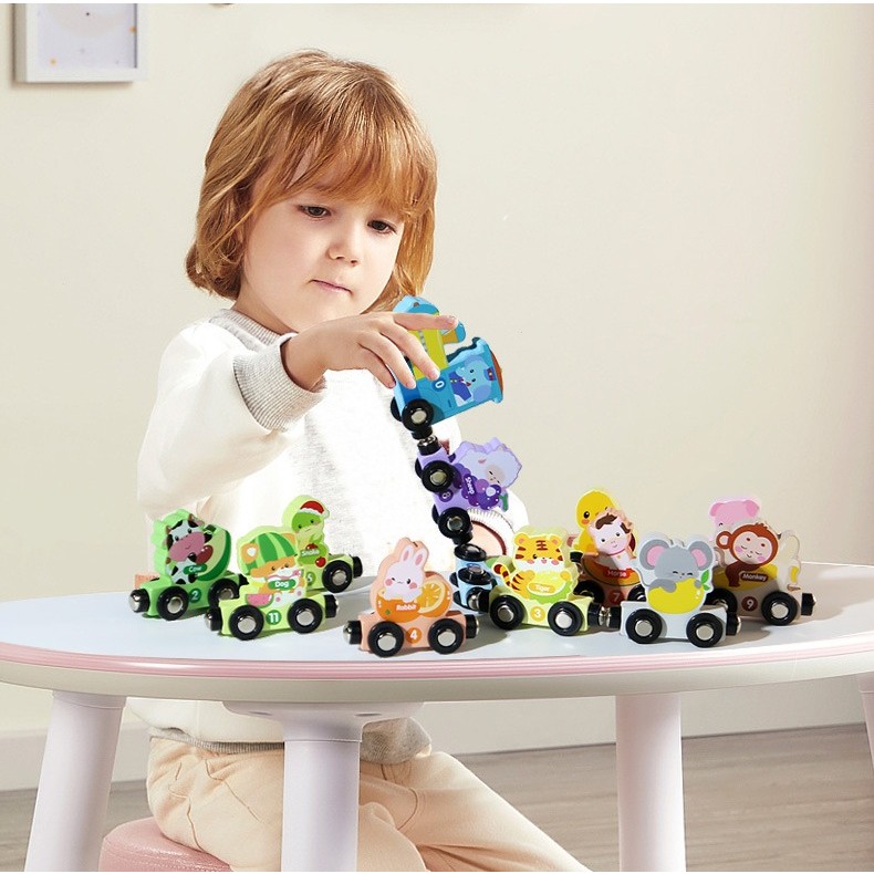 Trenulet Magnetic, Flippy, din Lemn, Model Zoo, 12 Animale, +3 Ani, Jucarie de Asamblat, Multicolor