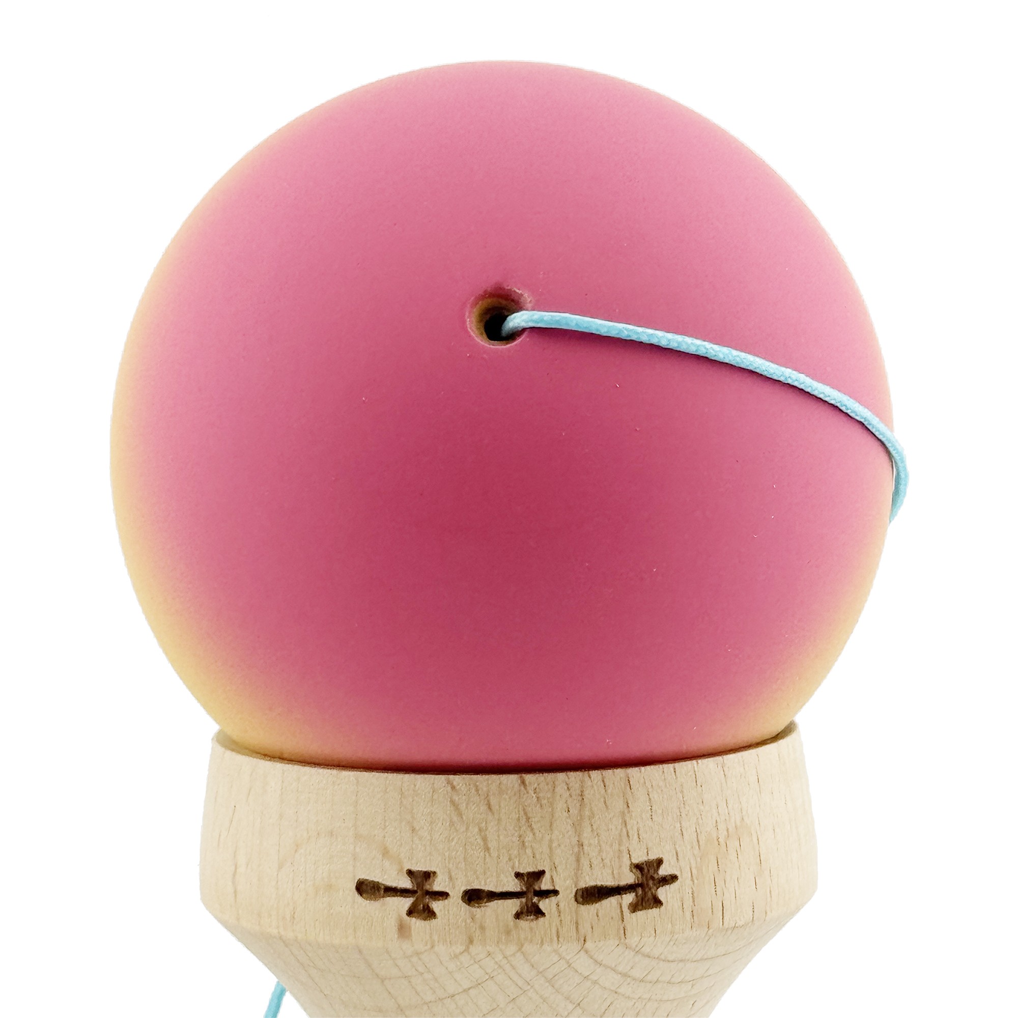Kendama X Originala, Profesionala, Flippy, Cupe Mari KING SIZE V3, Rubber Grip, Gaura in Baza, Rulment Metalic, din lemn 18 cm, Ata 55 cm, Gradient Roz/Galben/Albastru deschis