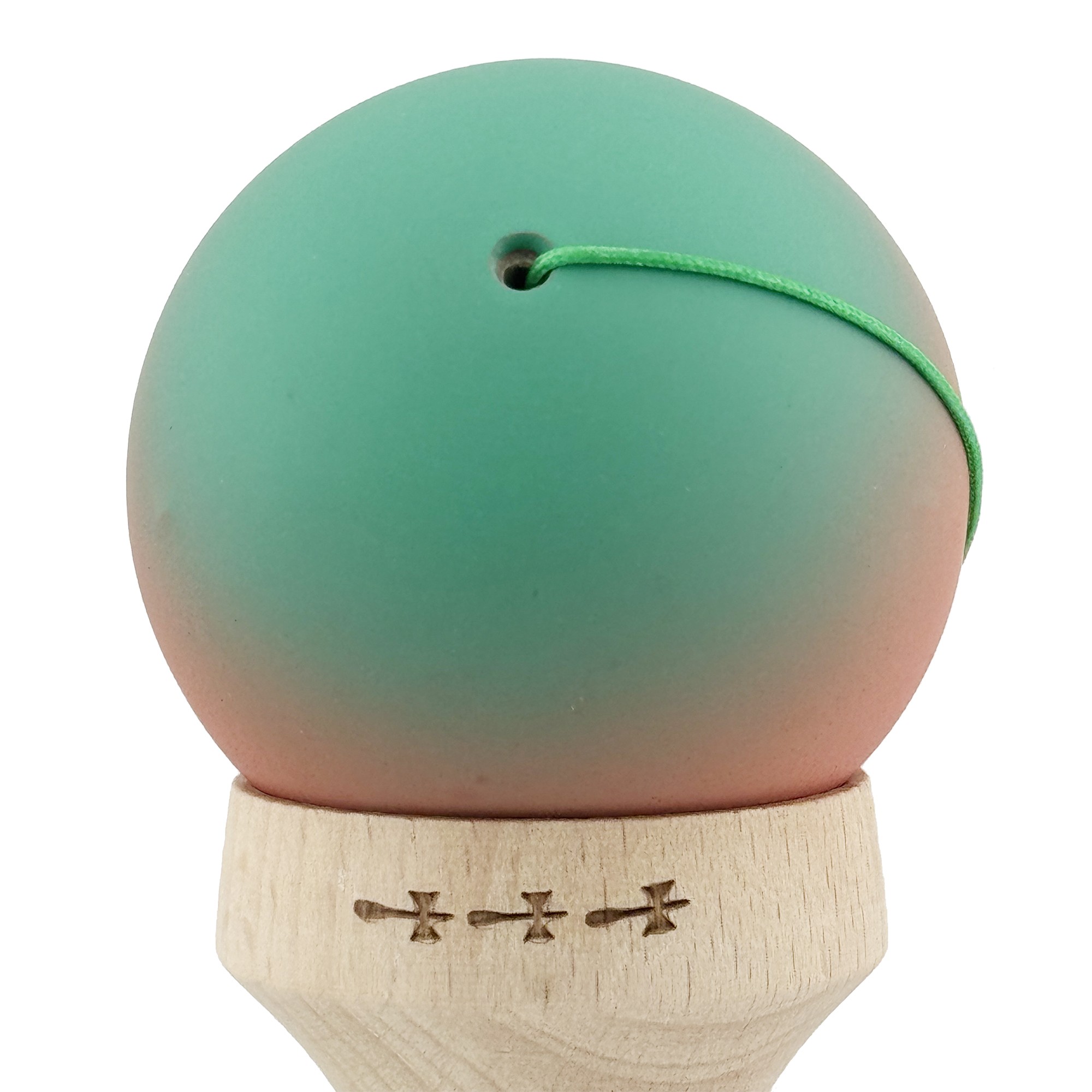 Kendama X Originala, Profesionala, Flippy, Cupe Mari KING SIZE V3, Rubber Grip, Gaura in Baza, Rulment Metalic, din lemn 18 cm, Ata 55 cm, Gradient Verde/Roz/Rosu