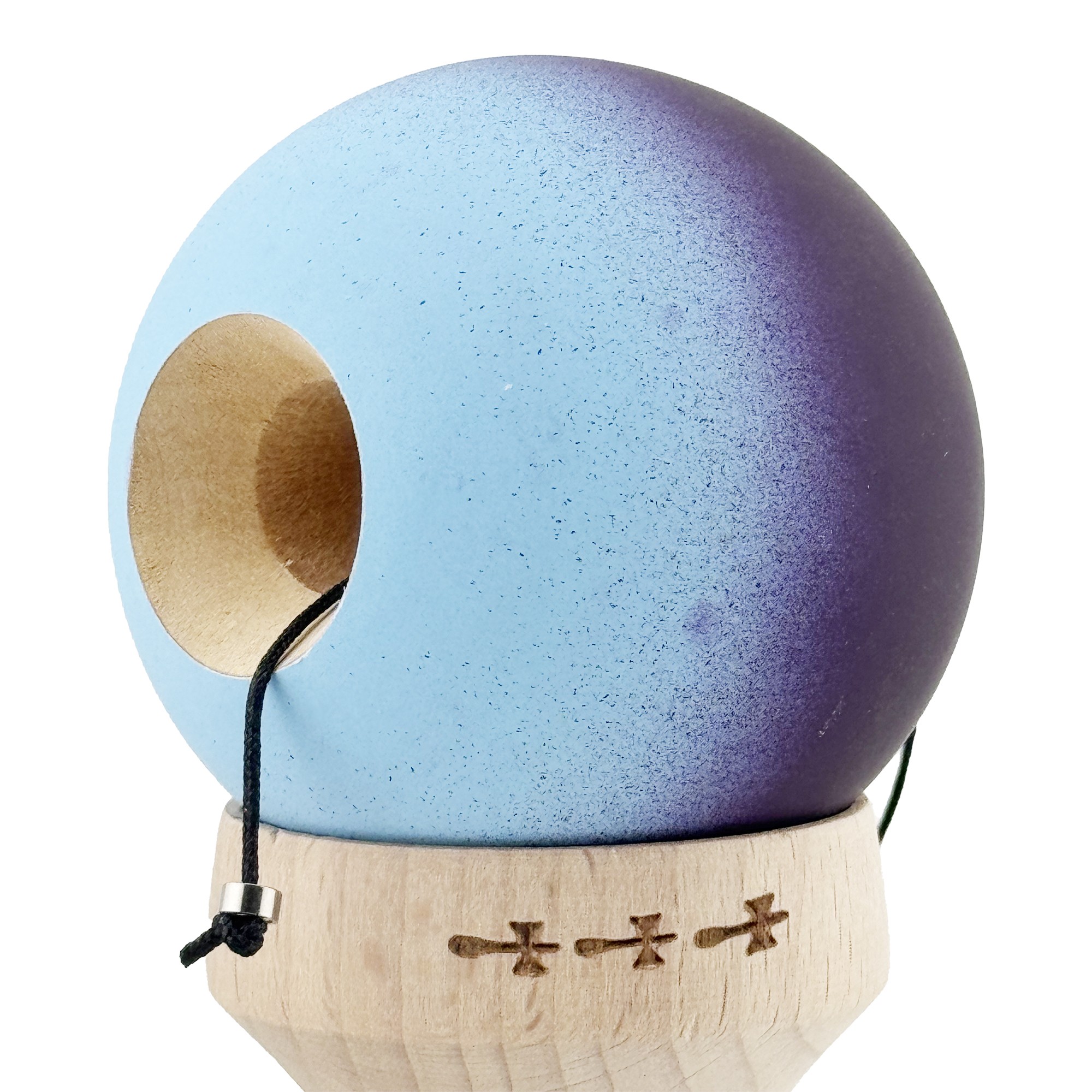 Kendama X Originala, Profesionala, Flippy, Cupe Mari KING SIZE V3, Rubber Grip, Gaura in Baza, Rulment Metalic, din lemn 18 cm, Ata 55 cm, Gradient Negru/Albastru deschis