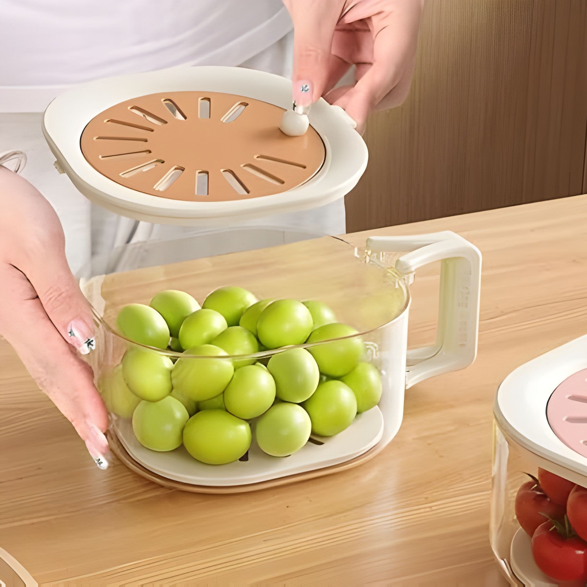 Cos de Scurgere pentru Fructe 2 in 1, Flippy, din Plastic Durabil, Filtru Telescopic, Scurgator de Fructe si Legume, pentru Uz Casnic, 15 x 15 x 8.5 cm, Maro/Bej