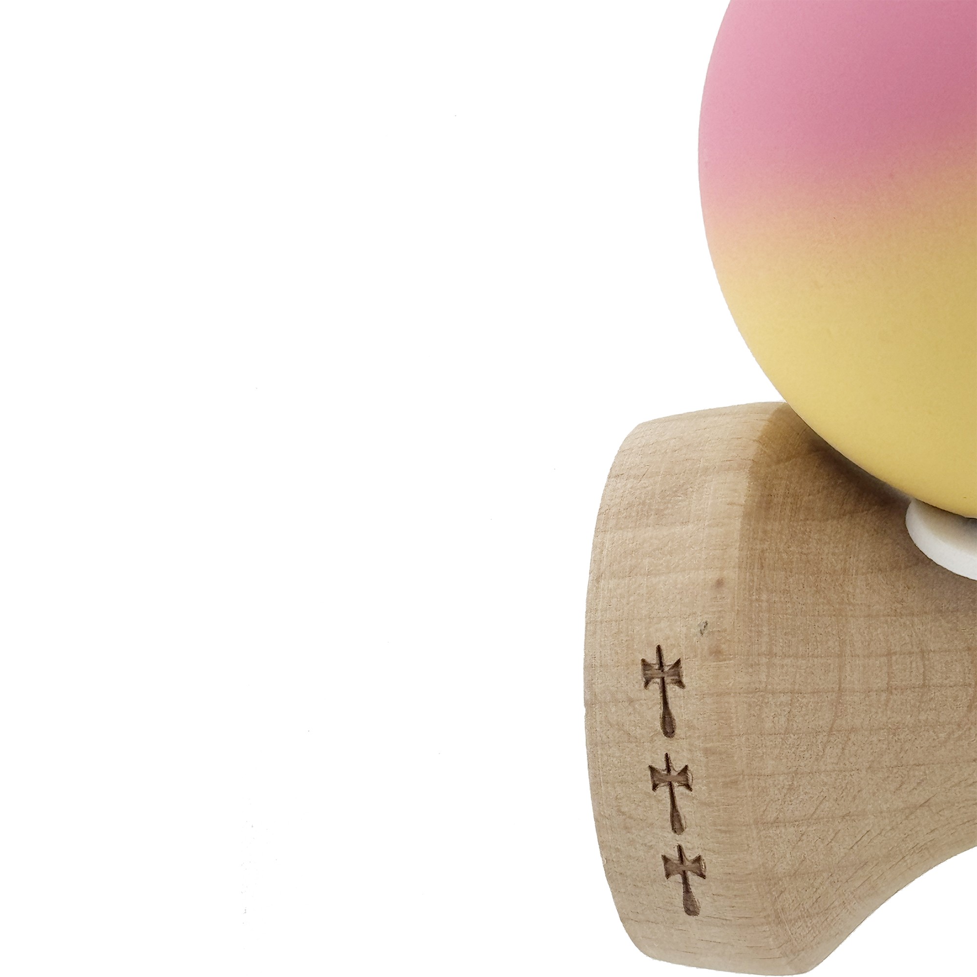 Kendama X Originala, Profesionala, Flippy, Rubber Grip, Cupe Mari KING SIZE V3, Gaura in Baza, Rulment Metalic, din lemn 18 cm, Ata 62/65 cm, Gradient Roz/Galben