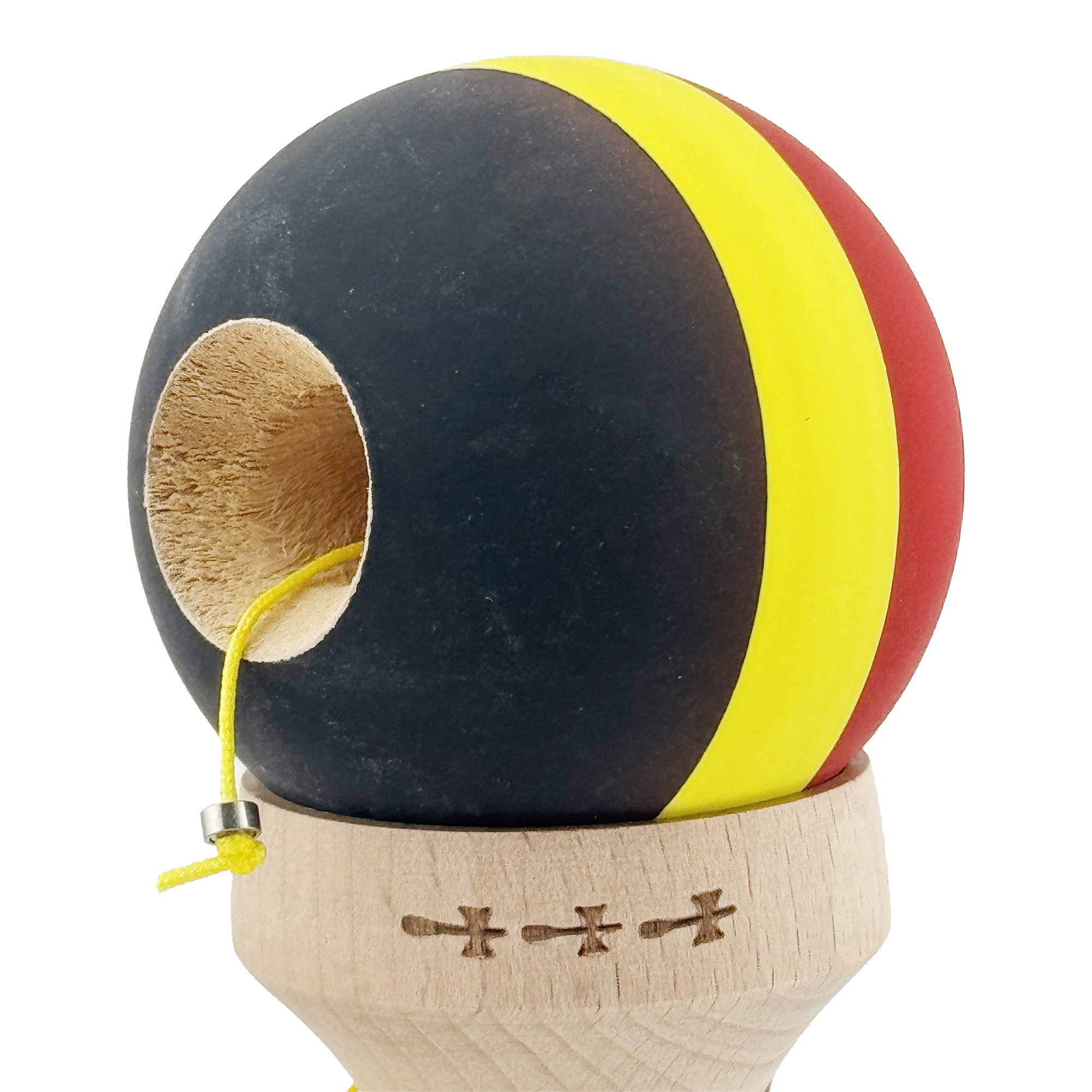 Kendama X Originala, Profesionala, Flippy, Cupe Mari KING SIZE V3, Rubber Grip, Gaura in Baza, Rulment Metalic, din lemn 18 cm, Ata 55 cm, M Rosu/Galben/Negru