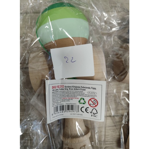 Kendama X Originala, Profesionala, Flippy, Big Cups V3, Rubber Grip model Verde degrade