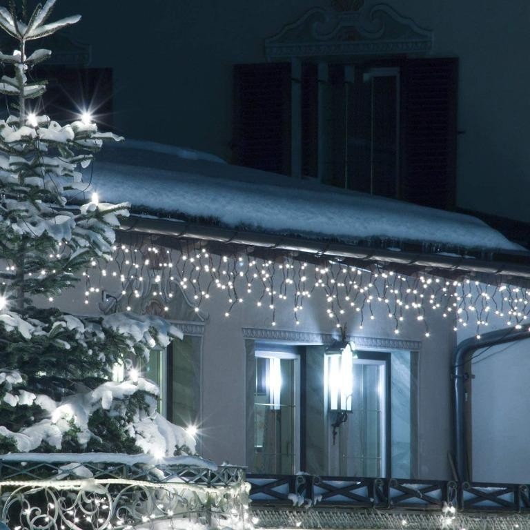 Instalatie Solara Craciun Turturi, IP44, 5 m, 143 Led-uri, Perdea Franjurata, alb rece, 8 jocuri de lumini, cu Telecomanda, 31V, 250 mAh, Acumulator de 1200 mAh, Exterior, Prelungitor 5 m inclus, Fir Alb, Flippy