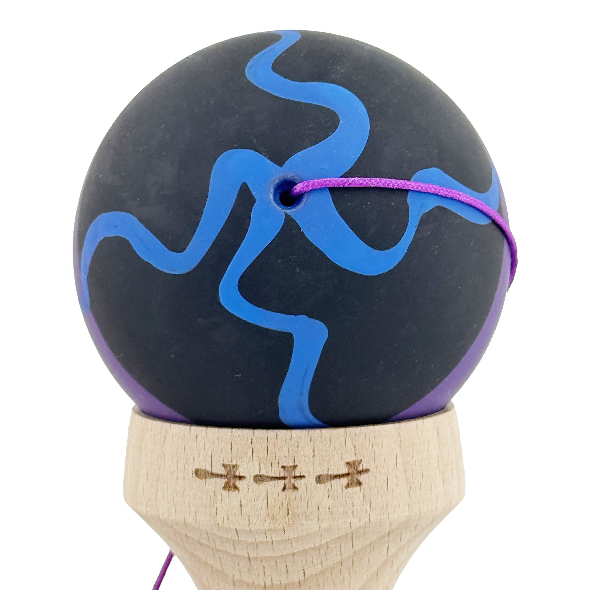 Kendama X Originala, Profesionala, Flippy, Rubber Grip, Cupe Mari KING SIZE V3, Gaura in Baza, Rulment Metalic, din lemn 18 cm, Ata 62/65 cm, Special Negru/Mov/Albastru