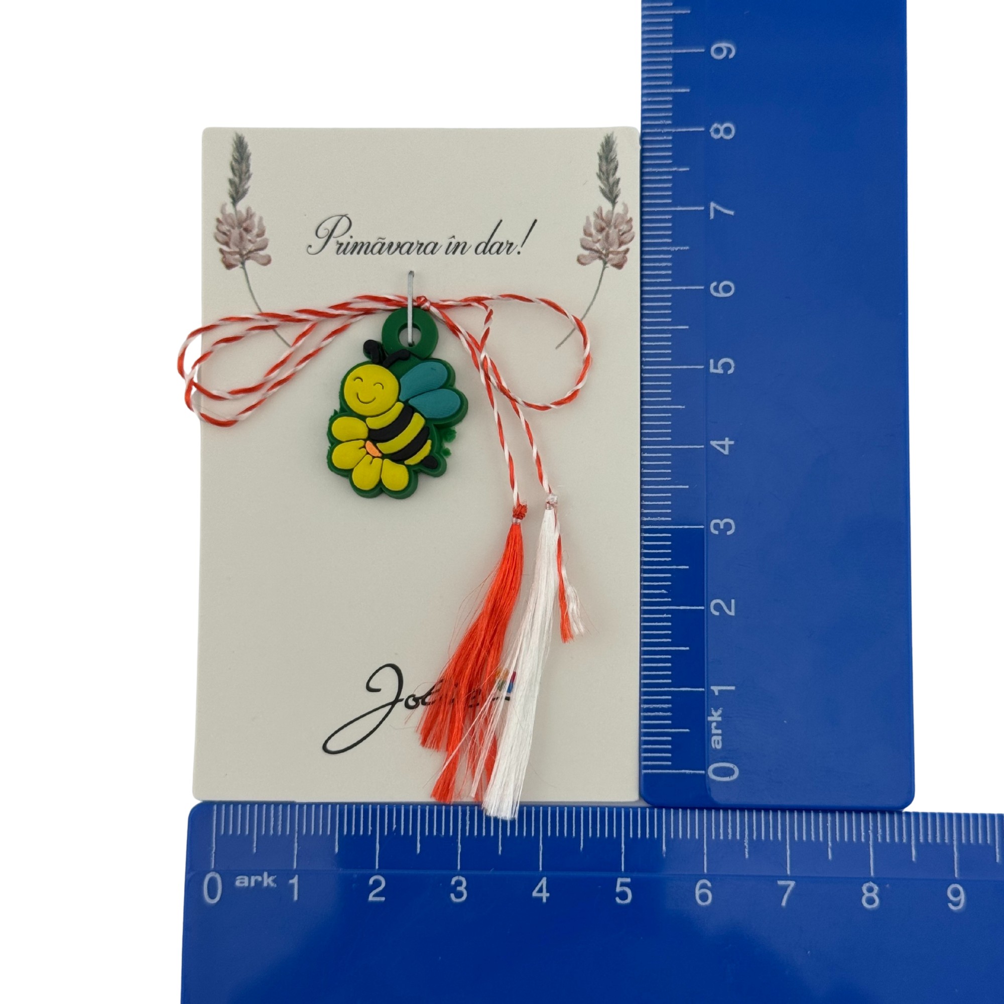 Martisor pentru Copii, Jolie, Material Cauciuc, Ambalaj Carton cu Design, Multicolor, Model Albinuta