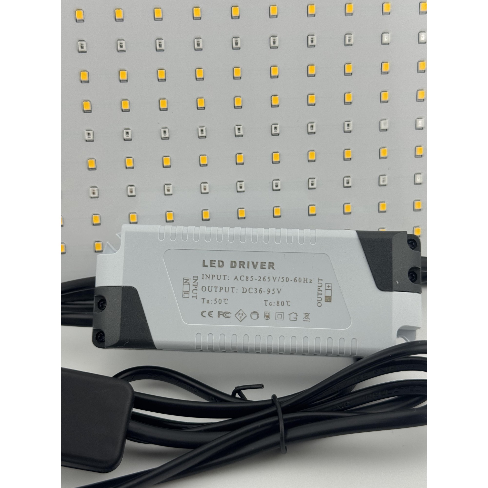 Lampa Crestere Plante, Flippy, Model Keel Edge, 500 LED, 85-265 V, 45 W, Spectru Alb Cald, Rosu si Albastru, 30 x 30 cm, Negru
