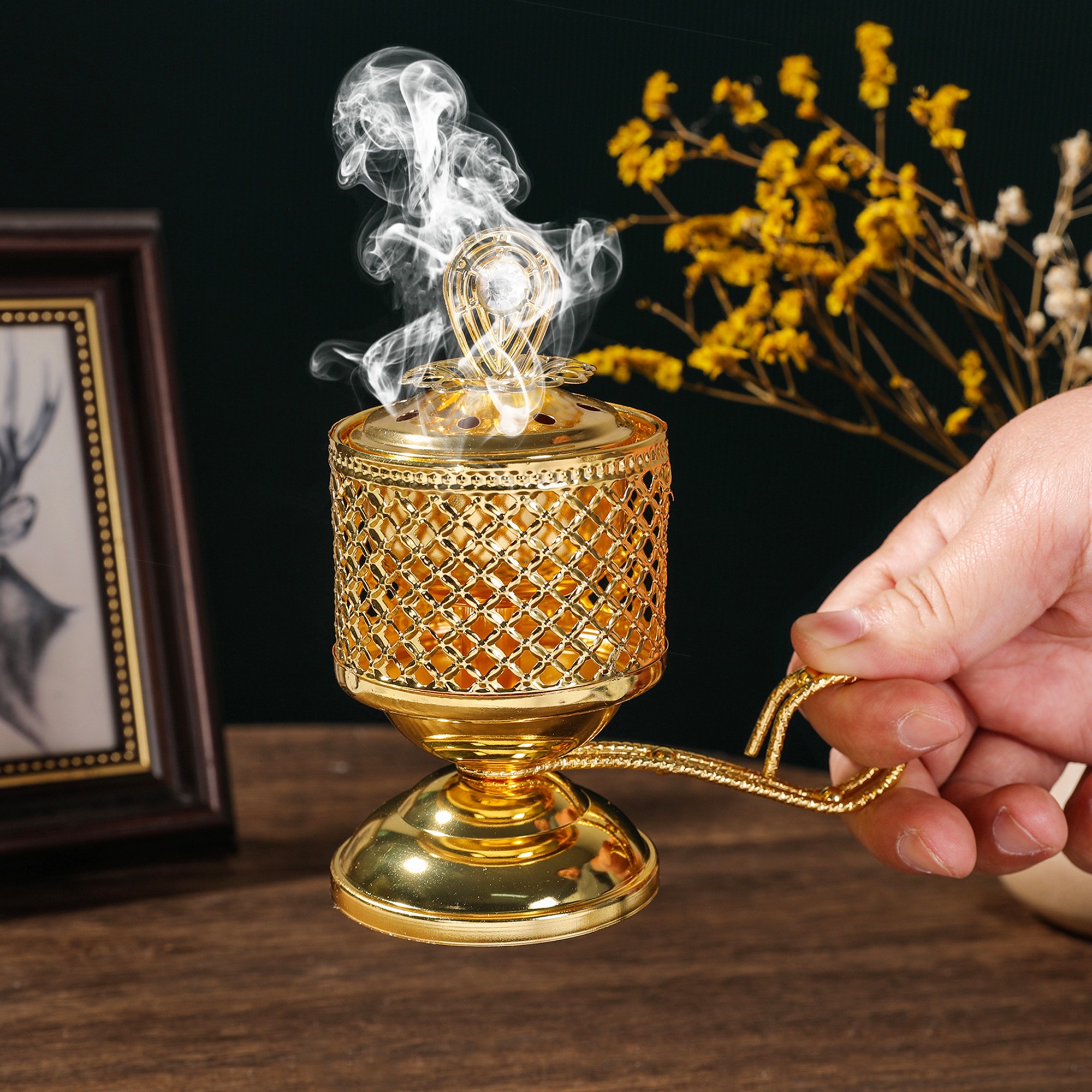 Arzator de Tamaie cu Carbune, Flippy, Metal Auriu, Stil Orientul Mijlociu, Portabil, cu Capac Anti Cenusa, 14 x 6.5 cm, Auriu