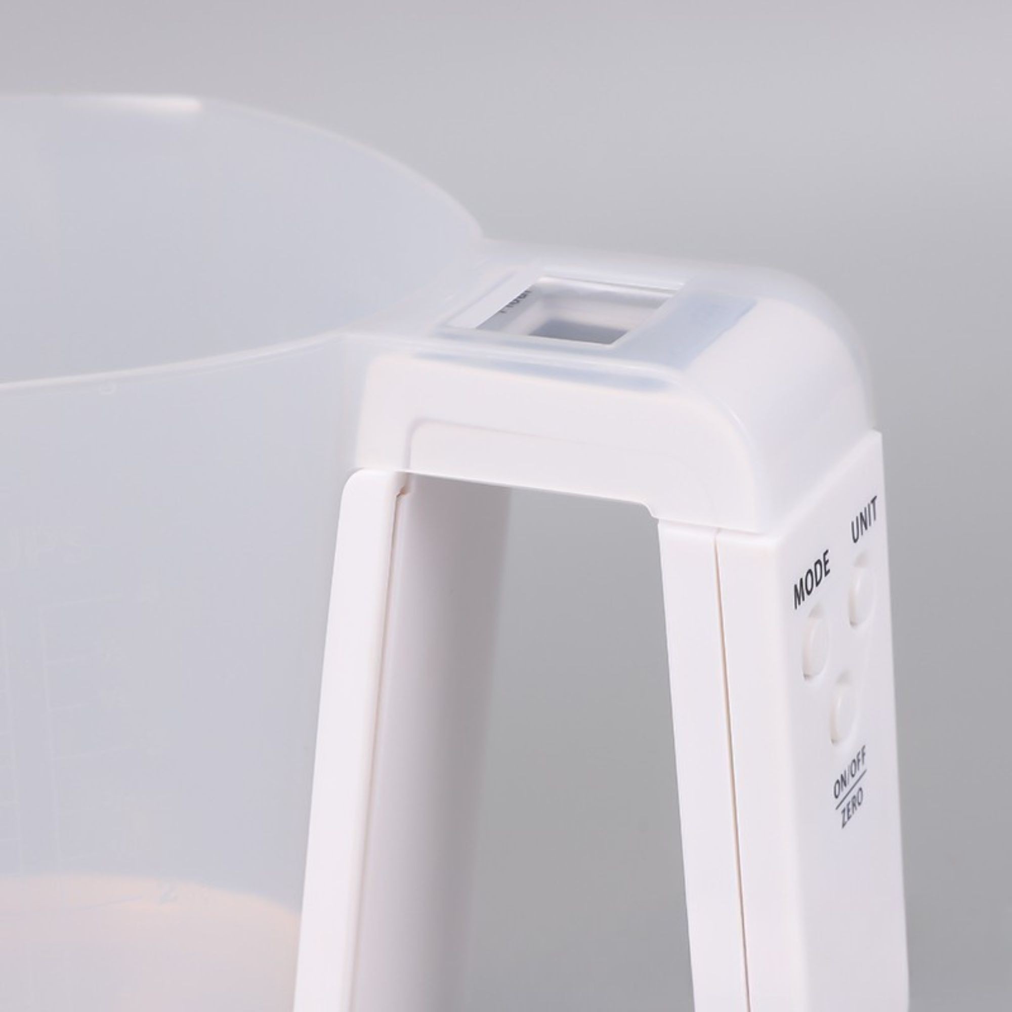 Cantar de Bucatarie 2 in 1, Flippy, Model Electronic, Tip Cana Gradata cu Masurare, pentru Lichide si Solide, Display Automat, 21.5 x 14.3 x 15 cm, Alb