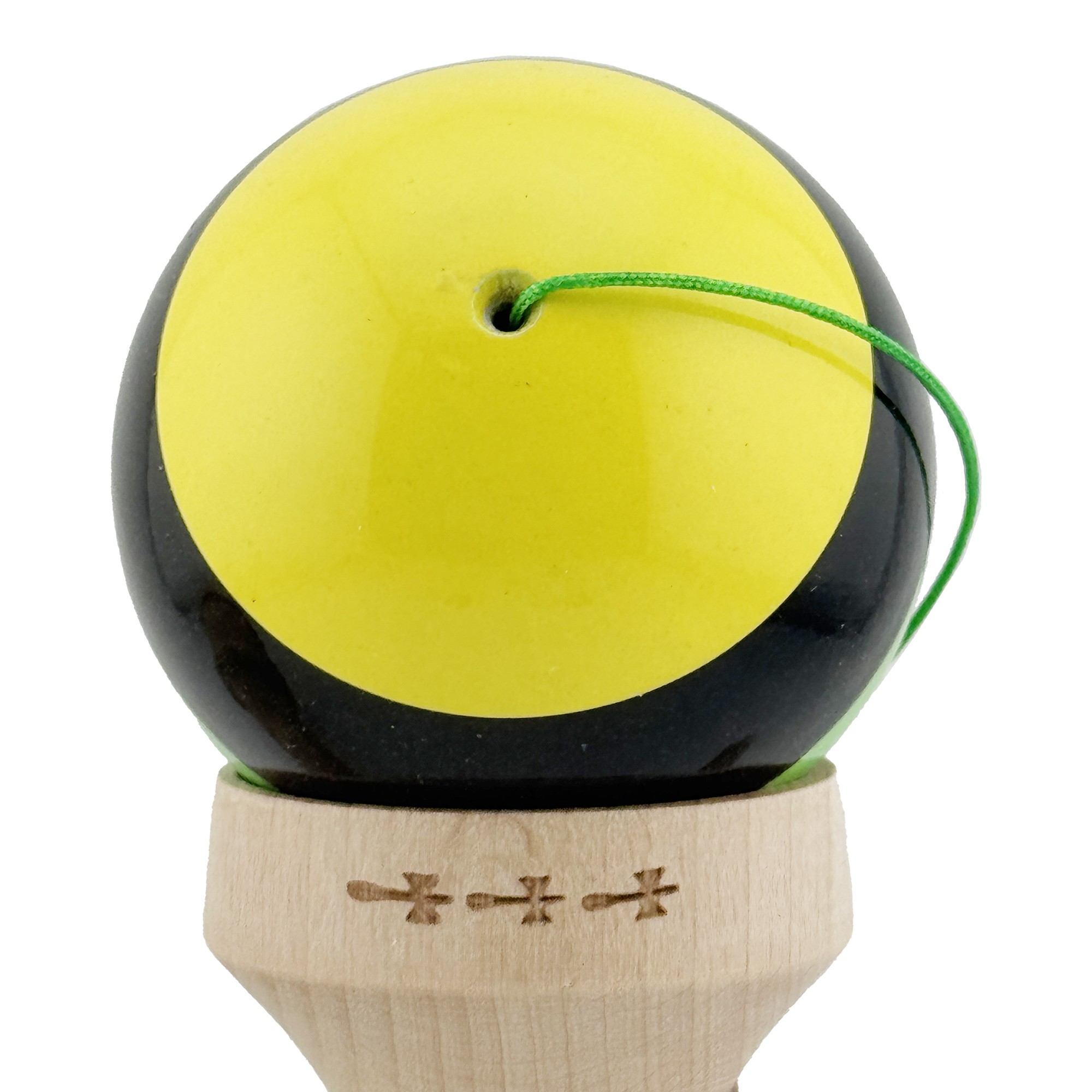 Kendama X Originala, Profesionala, Flippy, Super Sticky cu Cupe Mari KING SIZE V3, Gaura in Baza, Rulment Metalic, din lemn 18 cm, Ata 62/65 cm, Galben/Negru/Verde