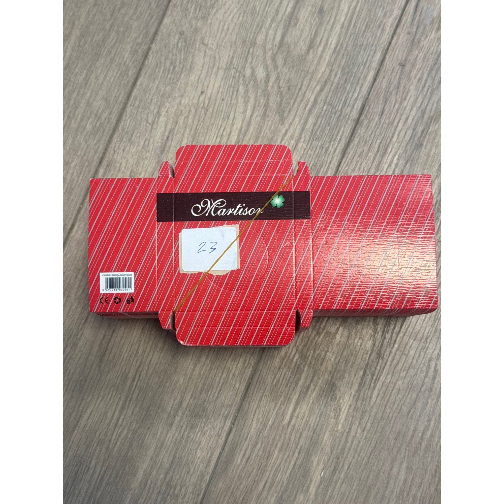 Ambalaje Martisor - Set 200 Bucati Ambalaj pentru Borsa Decupaj Rotund, Model Rosu Dungi