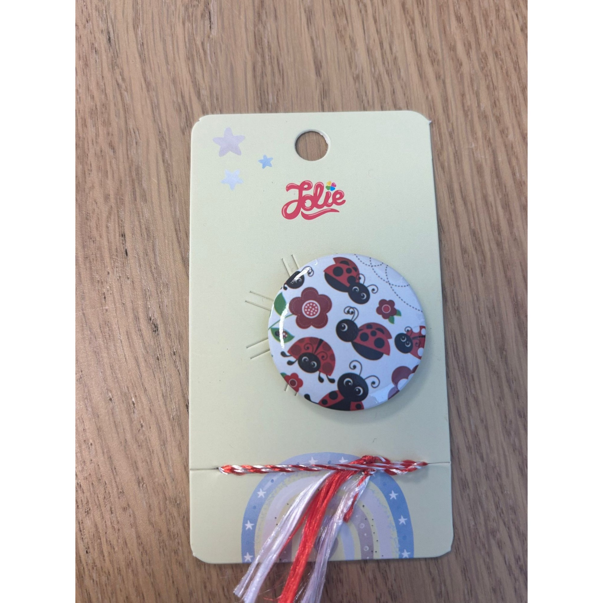 Martisor pentru copii, Brosa, Material Metal, Ambalaj Carton cu Design, Model Buburuze