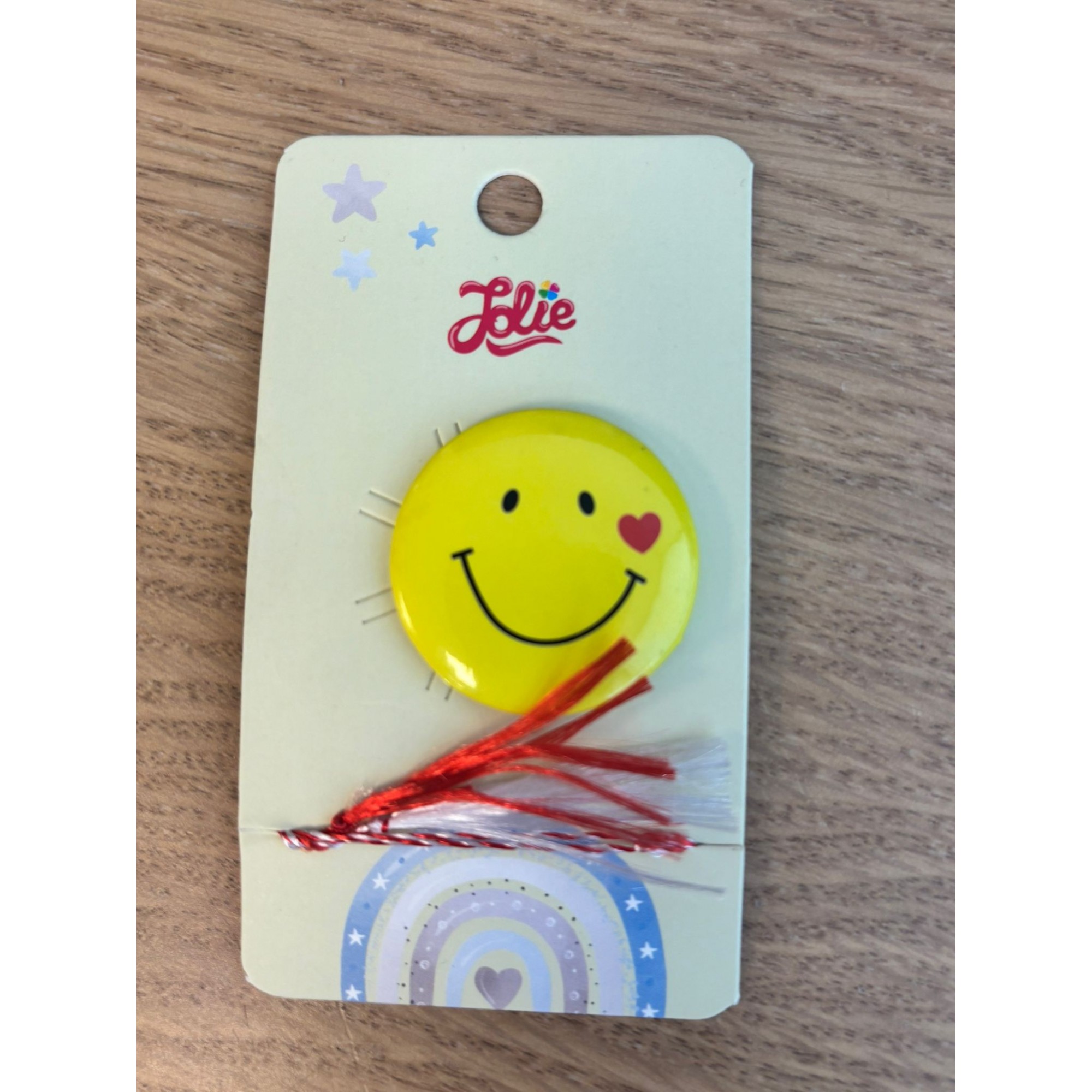 Martisor pentru copii, Brosa, Material Metal, Ambalaj Carton cu Design, Model Fata Fericita