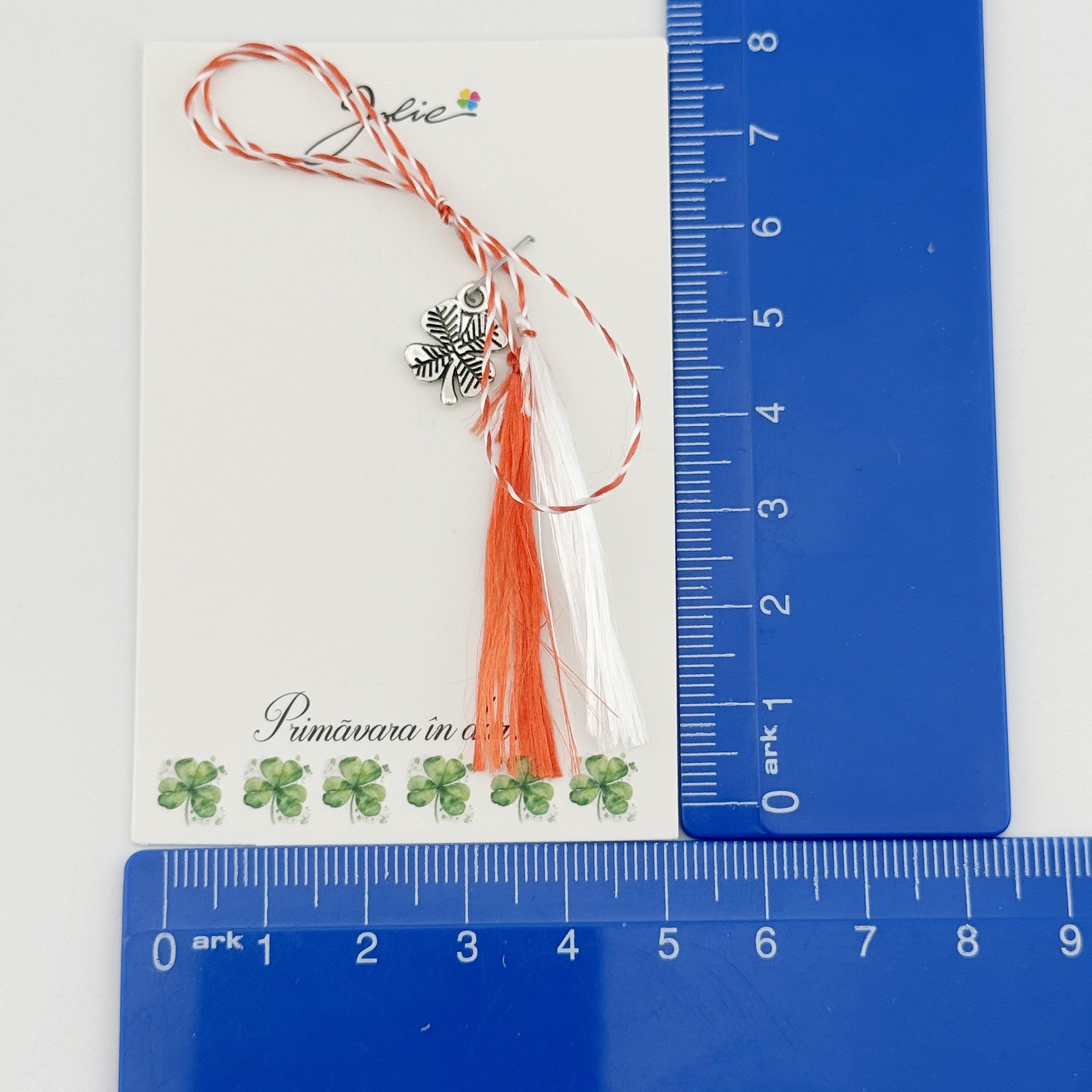 Martisor Traditional, Jolie, Model TRIFOI 2, cu Snur Impletit Alb/Rosu, 8.5 x 5.5 cm. Argintiu
