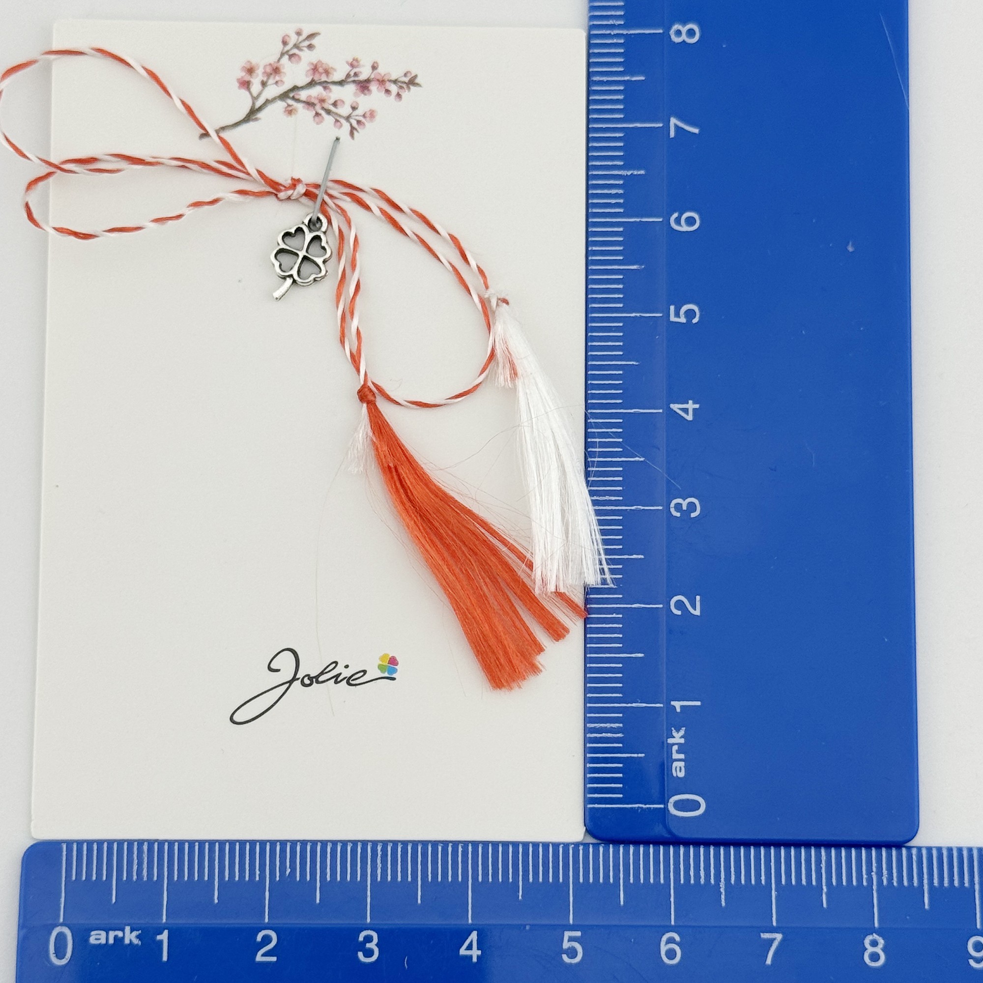 Martisor Traditional, Jolie, Model TRIFOI 3, cu Snur Impletit Alb/Rosu, 8.5 x 5.5 cm, Argintiu