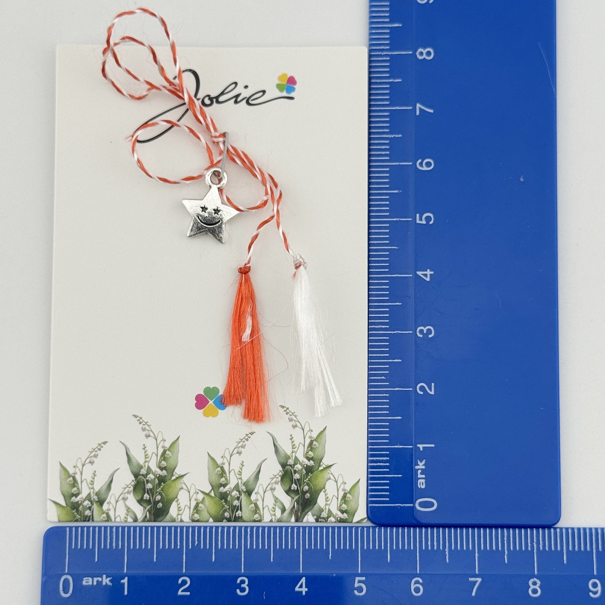 Martisor Traditional, Jolie, Model STEA, cu Snur Impletit Alb/Rosu, 8.5 x 5.5 cm, Argintiu