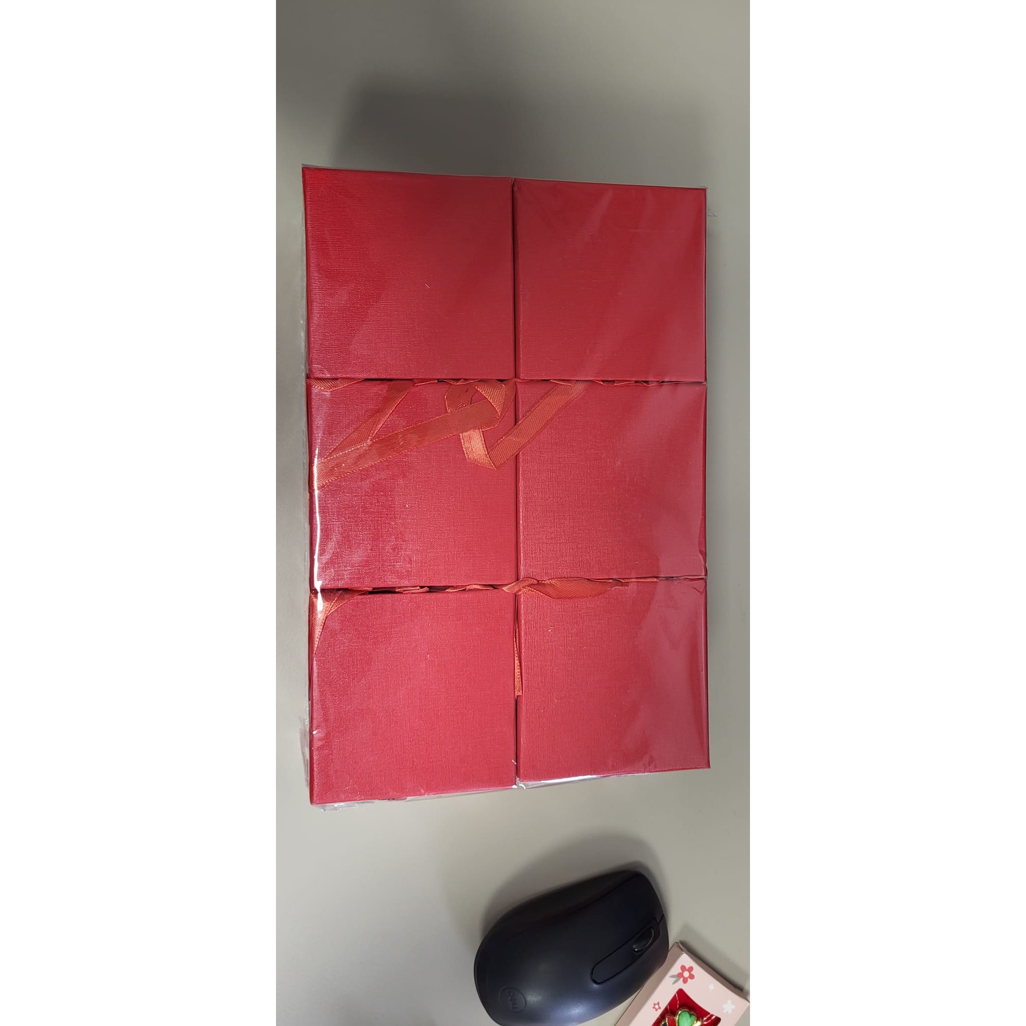 Set 12 Cutii pentru Martisoare/Brose, Rosu 9 x 9 Cm Model Cu Funda