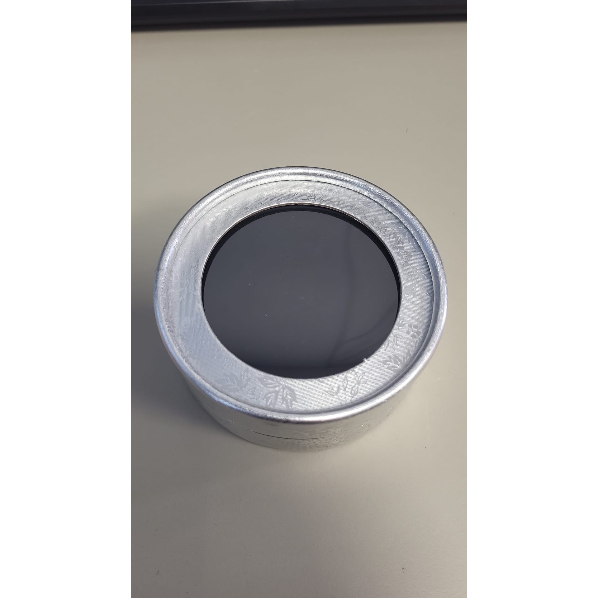 Set 12 Cutii pentru Martisoare/Brose, Model Rotund cu Display, Argintiu, 8 cm