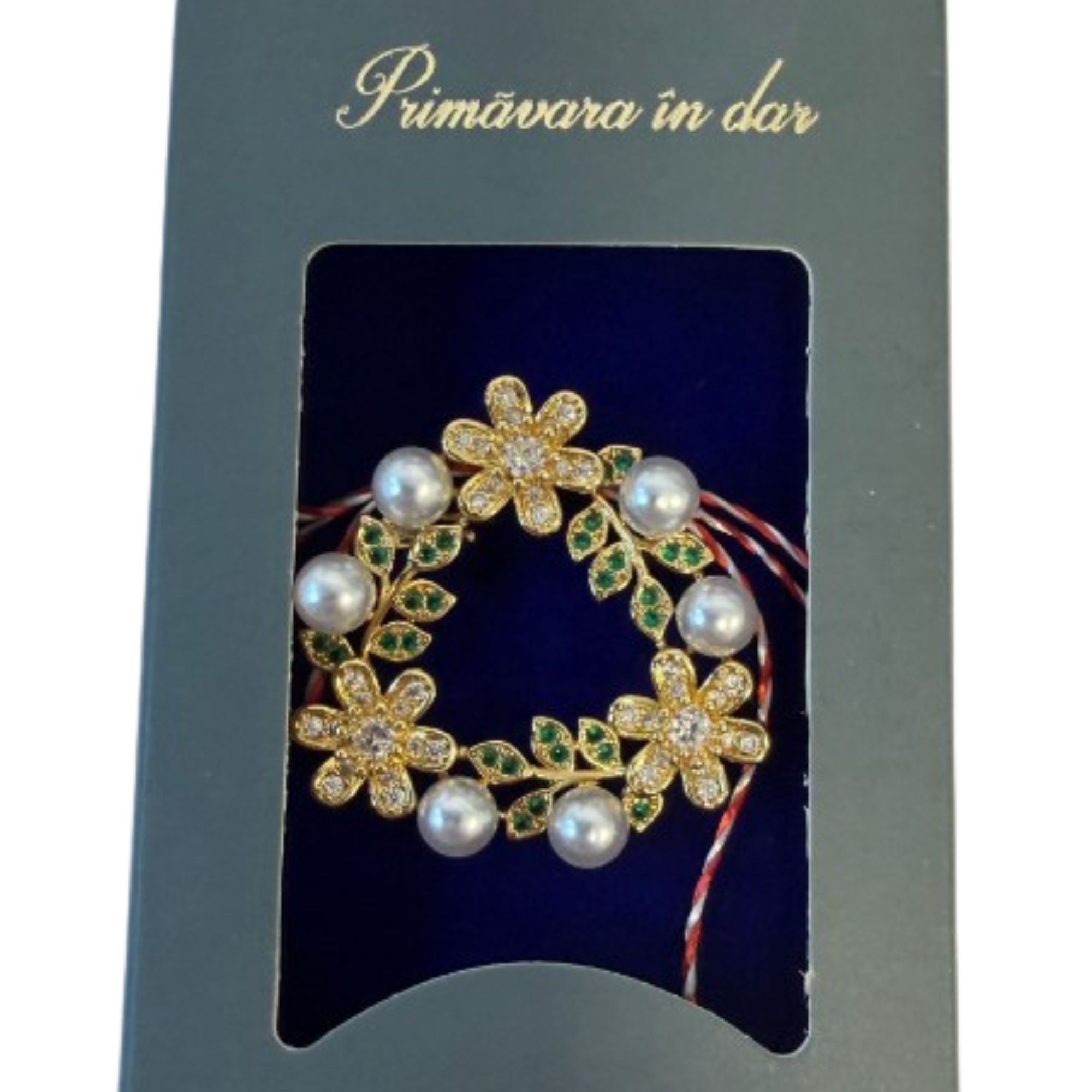 Martisor cu Brosa Placata cu Aur 24K, Jolie, Ambalaj Carton cu Design, Material Metal, Dimensiune Brosa 2.5-3cm, Auriu/Verde